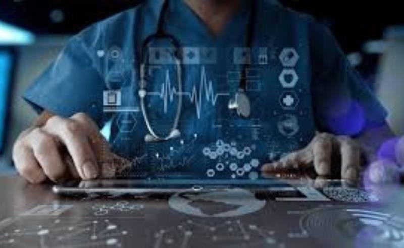 Os 5 Maiores Avanços da Saúde Digital em 2025 e o que esperar para 2026